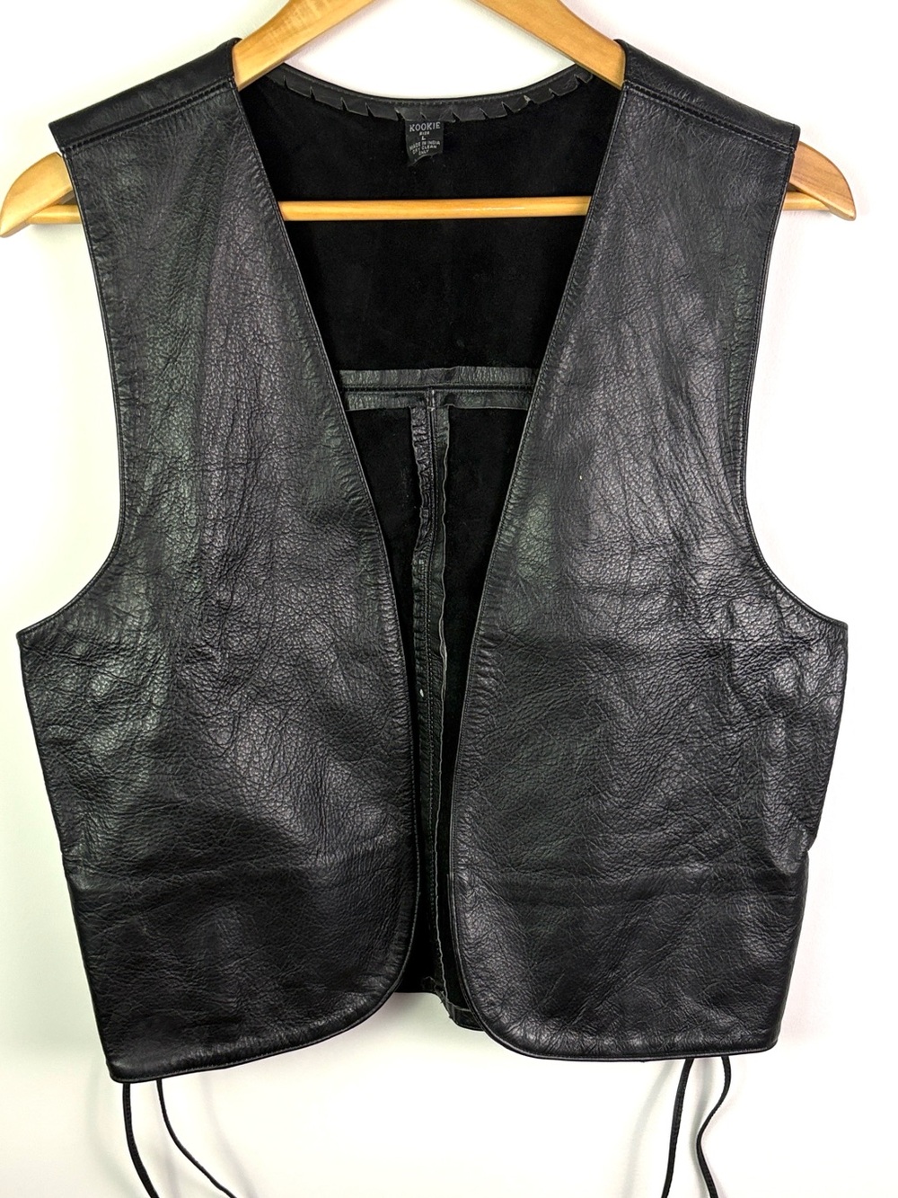 Classic vintage Black Leather Vest size L